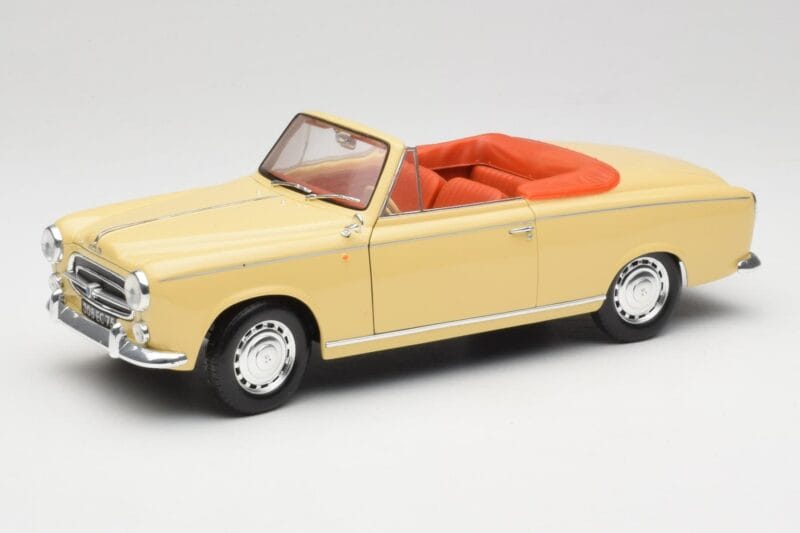 Peugeot 403 Kabriolet Písková Žlutá Solido 1:18 8165 Kov