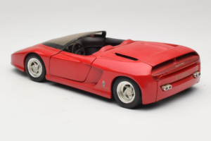 Pininfarina Mythos Červený Revell 1:18 8806 Kov – obrázek 7 z 8
