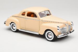 Plymouth Coupe Béžový Road Signature 1:18 92398 Kov – obrázek 6 z 8
