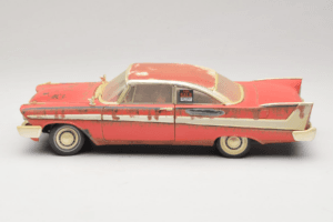 Plymouth Fury Červený Christine Špinavá Verze Auto World 1:18 AWSS119/06 Kov – obrázek 4 z 8