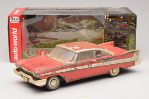 Plymouth Fury Červený Christine Špinavá Verze Auto World 1:18 AWSS119/06 Kov – obrázek 8 z 8