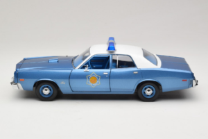 Plymouth Fury Police Pursuit Smokey and the Bandit GreenLight 1:18 19044 Kov – obrázek 4 z 8