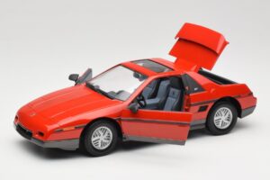 Pontiac Fiero GT Červený Road Signature 1:18 92588 Kov – obrázek 2 z 8