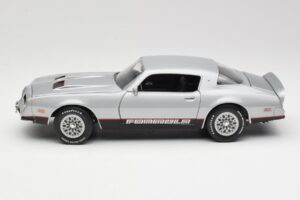 Pontiac Firebird Formula Stříbrný ERTL 1:18 33514 Kov – obrázek 4 z 8
