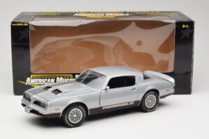Pontiac Firebird Formula Stříbrný ERTL 1:18 33514 Kov – obrázek 8 z 8