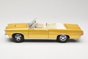 Pontiac GTO Hurst Edition Zlatý Maisto 1:18 531884 Kov – obrázek 4 z 8
