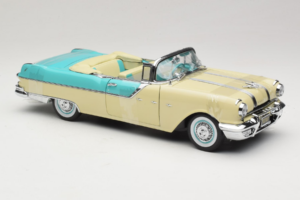 Pontiac Star Chief I Love Lucy Nautilus Blue Bílý Sun Star 1:18 5057 Kov – obrázek 5 z 7