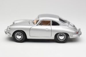 Porsche 356B Stříbrný Bburago 1:18 3021-M1 Kov – obrázek 4 z 8