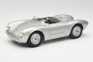 Porsche 550 A Spyder Stříbrný Maisto 1:18 50314 Kov