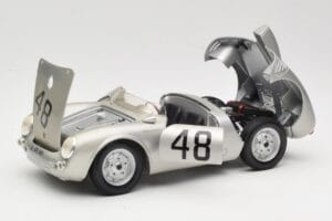 Porsche 550A Spyder #48 Sports Prototype 1955 Maisto 1:18 50341 Kov – obrázek 2 z 8