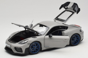 Porsche 718 Cayman 982 GT4 RS Weissach Package Chalk Norev 1:18 187253 Kov – obrázek 3 z 8