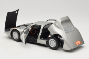 Porsche 904 GTS #1 Japan Grand Prix 1964 Minichamps 1:18 183646701 Kov – obrázek 5 z 8