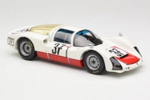 Porsche 906 K #37 V. Elford / B. Pon Porsche System 24 Hours of Le Mans 1967 Minichamps 1:18 100676137 Kov – obrázek 6 z 8