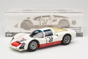 Porsche 906 K #37 V. Elford / B. Pon Porsche System 24 Hours of Le Mans 1967 Minichamps 1:18 100676137 Kov – obrázek 8 z 8