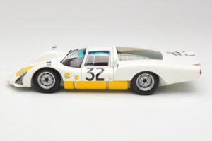 Porsche 906LH #32 Porsche System Engineering G. Schutz / P. De Klerk 24 Hours of Le Mans 1966 Minichamps 1:18 100666132 Kov – obrázek 4 z 8