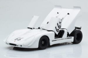 Porsche 908/02 #66A S. McQueen Holtville 1970 AUTOart 1:18 87073 Kov – obrázek 2 z 8
