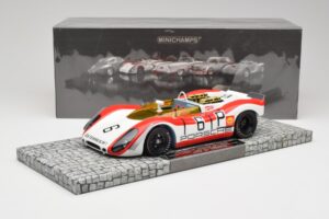 Porsche 908/02 Spyder #6 K. Lins / R. Attwood Nürburgring 1000km 1969 Minichamps 1:18 107692006 Kov – obrázek 6 z 6