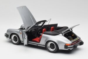Porsche 911 930 Carrera 3.2 Kabriolet Šedá Metalíza Minichamps 1:18 100063034 Kov – obrázek 5 z 8