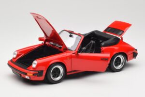 Porsche 911 930 Carrera 3.2 Cabriolet Guards Red Minichamps 1:18 110063030 Kov – obrázek 2 z 8