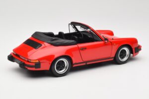 Porsche 911 930 Carrera 3.2 Cabriolet Guards Red Minichamps 1:18 110063030 Kov – obrázek 3 z 8
