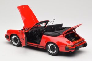 Porsche 911 930 Carrera 3.2 Cabriolet Guards Red Minichamps 1:18 110063030 Kov – obrázek 5 z 8