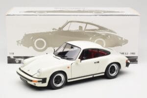 Porsche 911 930 Carrera 3.2 Grand Prix White Minichamps 1:18 100063024 Kov – obrázek 8 z 8