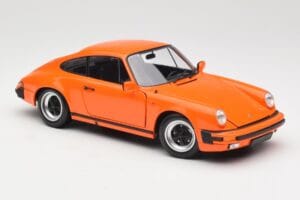 Porsche 911 930 Carrera 3.2 Signal Orange Minichamps 1:18 100063025 Kov – obrázek 6 z 8