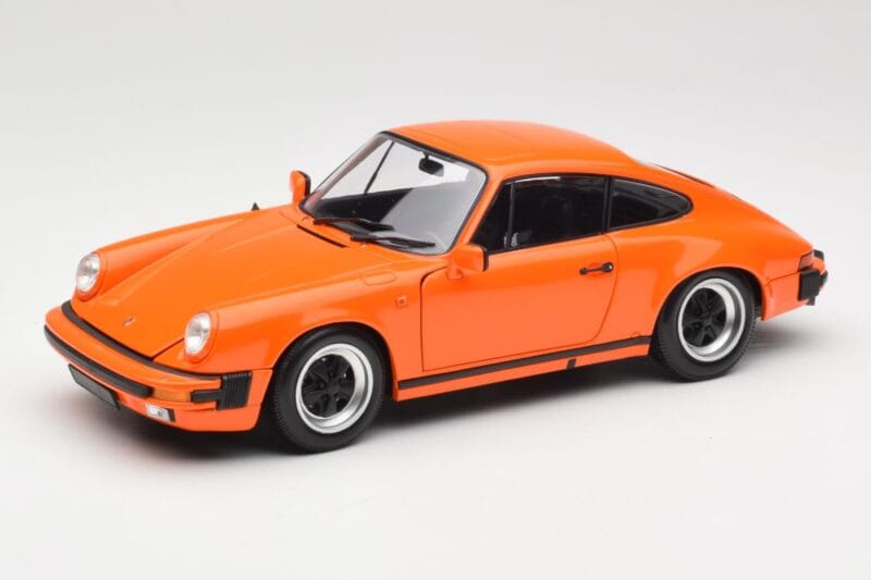 Porsche 911 930 Carrera 3.2 Signal Orange Minichamps 1:18 100063025 Kov