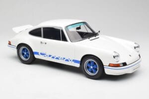 Porsche 911 2.7 RS Grand Prix Bílý GT Spirit 1:12 GT921 Pryskyřice – obrázek 4 z 6