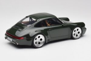 Porsche 911 964 Strosek Mega 30 Dubová Zelená Metalická GT Spirit 1:18 GT482 Pryskyřice – obrázek 2 z 6