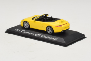 Porsche 911 991 Carrera 4S Kabriolet Žlutý Minichamps 1:43 WAP0201120C Kov – obrázek 3 z 5