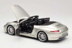 Porsche 911 991 Carrera S Kabriolet GT Stříbrný Metalíza Minichamps 1:18 100061030 Kov – obrázek 5 z 8