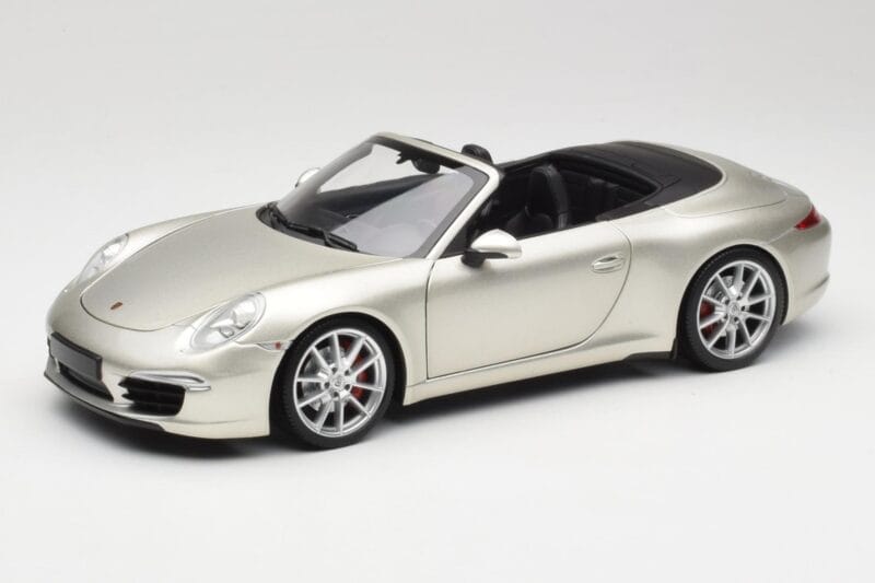 Porsche 911 991 Carrera S Kabriolet GT Stříbrný Metalíza Minichamps 1:18 100061030 Kov