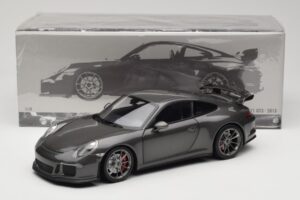 Porsche 911 991 GT3 Grey Metallic Minichamps 1:18 110062720 Kov – obrázek 8 z 8