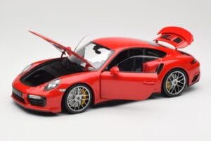 Porsche 911 991 Turbo S Guards Red Minichamps 1:18 110067122 Kov – obrázek 2 z 8