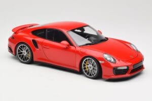 Porsche 911 991 Turbo S Guards Red Minichamps 1:18 110067122 Kov – obrázek 6 z 8
