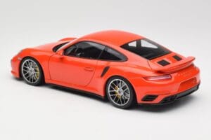 Porsche 911 991 Turbo S Lava Orange Minichamps 1:18 110067120 Kov – obrázek 7 z 8