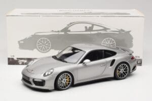 Porsche 911 991 Turbo S Stříbrný Minichamps 1:18 113067126 Kov – obrázek 8 z 8