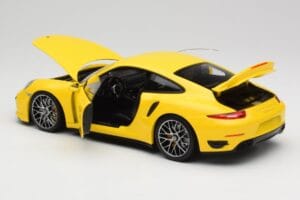 Porsche 911 991 Turbo S Žlutý Se Stříbrnými Koly Minichamps 1:18 110062322 Kov – obrázek 7 z 8