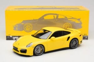 Porsche 911 991 Turbo S Žlutý Se Stříbrnými Koly Minichamps 1:18 110062322 Kov – obrázek 8 z 8