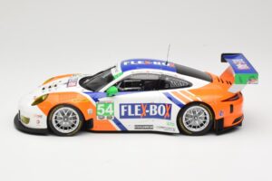 Porsche 911 991.1 GT3 R Core Autosport #54 J. Bennett / C. Braun / P. Long / N. Jonsson 24 Hours of Daytona 2017 Minichamps 1 – obrázek 3 z 6