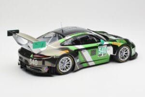 Porsche 911 991.1 GT3 R #540 Black Swan Racing P. Long / T. Pilgrim 24h Daytona 2016 Minichamps 1:18 155166540 Kov – obrázek 2 z 6