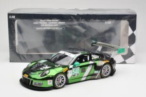Porsche 911 991.1 GT3 R #540 Black Swan Racing P. Long / T. Pilgrim 24h Daytona 2016 Minichamps 1:18 155166540 Kov – obrázek 6 z 6