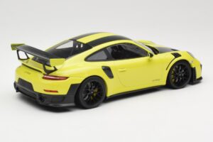 Porsche 911 GT2 RS 991.2 Weissach Package Zelený Černá Kola Minichamps 1:18 155068300-1 Kov – obrázek 2 z 6
