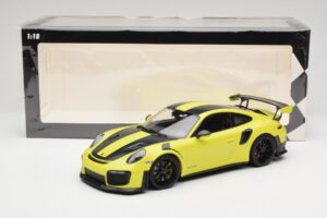 Porsche 911 GT2 RS 991.2 Weissach Package Zelený Černá Kola Minichamps 1:18 155068300-1 Kov – obrázek 6 z 6