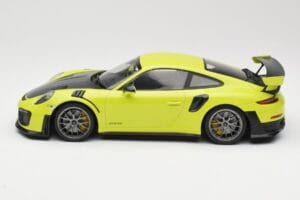 Porsche 911 991.2 GT2 RS Limetkově Zelený se Stříbrnými Koly Minichamps 1:18 155068309 Kov – obrázek 3 z 6