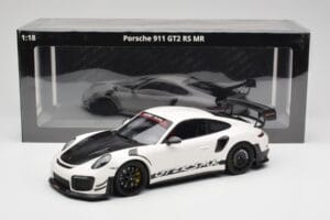 Porsche 911 991.2 GT2 RS Manthey Racing Bílý Minichamps 1:18 MR-911-GT3RS-1802-W Kov – obrázek 6 z 6