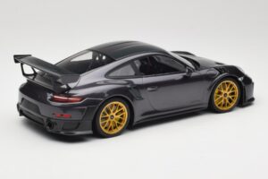 Porsche 911 991.2 GT2 RS Weissach Package Purple Metallic Se Zlatými Magnéziovými Koly Minichamps 1:18 153068322 Kov – obrázek 2 z 6