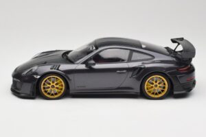 Porsche 911 991.2 GT2 RS Weissach Package Purple Metallic Se Zlatými Magnéziovými Koly Minichamps 1:18 153068322 Kov – obrázek 3 z 6