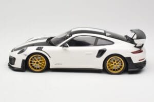 Porsche 911 991.2 GT2 RS Weissach Package Bílý Se Zlatými Koly Minichamps 1:18 153068308 Kov – obrázek 3 z 6